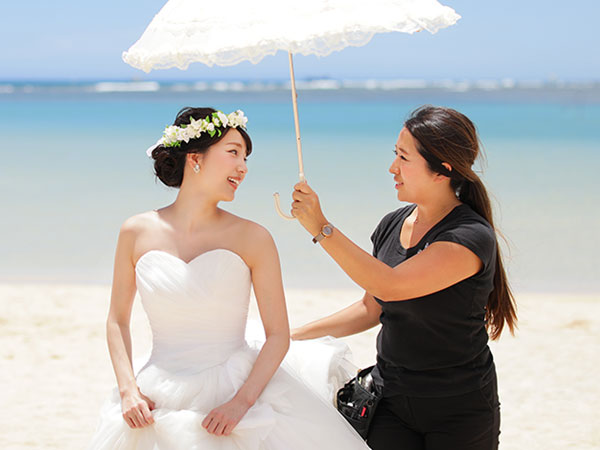 ウォールアートフォト in カカアコ｜ハワイ結婚式・フォトウェディング